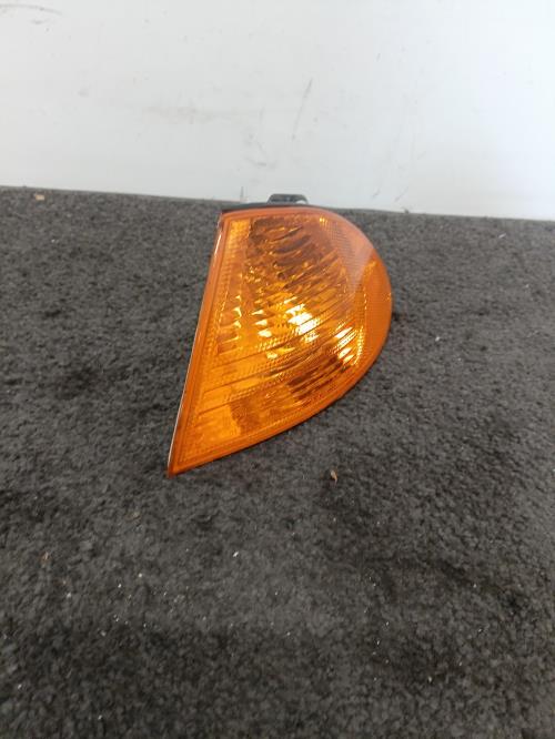 Image Optique avant secondaire gauche (feux)(clignotant) - BMW SERIE 3 E46