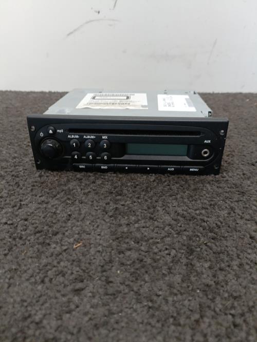 Image Autoradio d'origine - DACIA SANDERO 1