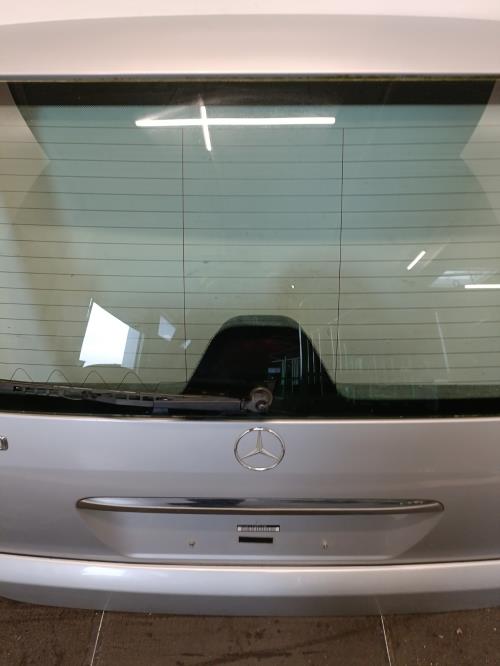 Image Malle/Hayon arriere - MERCEDES CLASSE M 163