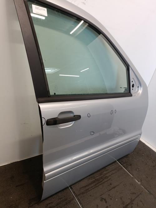 Image Porte avant droit - MERCEDES CLASSE M 163
