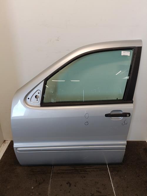 Image Porte avant gauche - MERCEDES CLASSE M 163