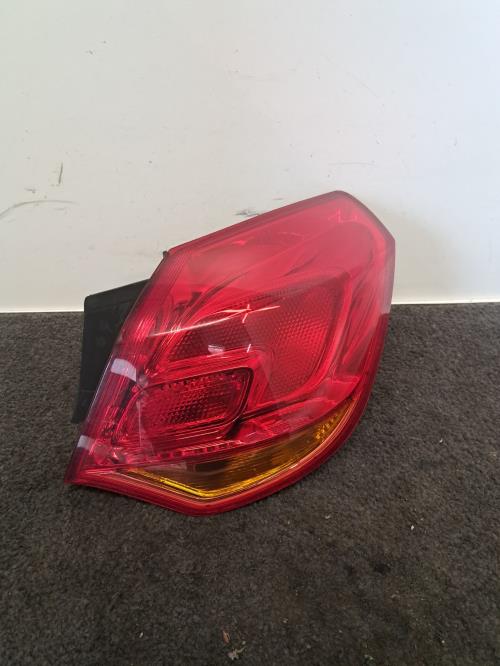 Image Feu arriere principal droit (feux) - OPEL ASTRA J