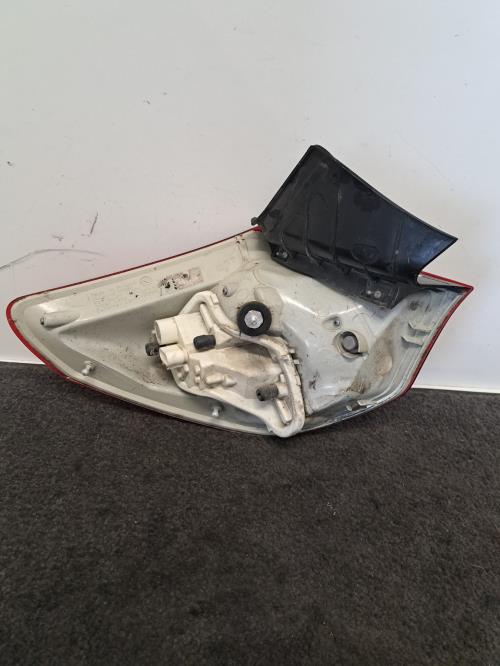 Image Feu arriere principal droit (feux) - OPEL ASTRA J