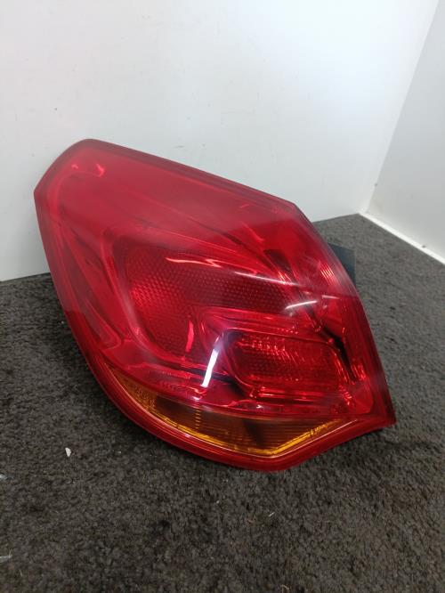Image Feu arriere principal gauche (feux) - OPEL ASTRA J