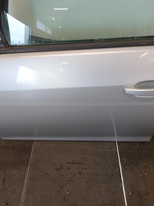 Image Porte avant gauche - OPEL ASTRA J