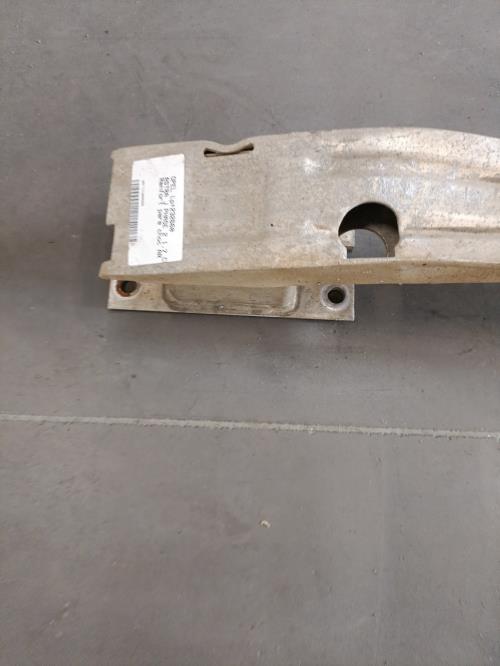 Image Renfort pare choc arriere (traverse) - OPEL ASTRA J