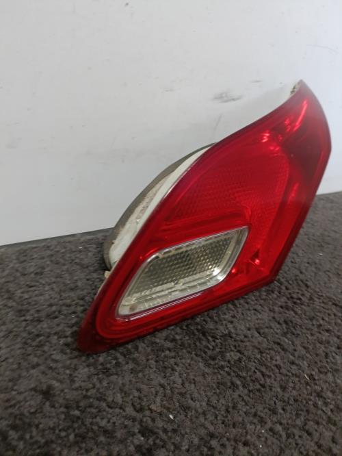 Image Feu arriere secondaire droit (feux) - OPEL ASTRA J