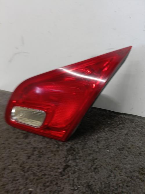 Image Feu arriere secondaire droit (feux) - OPEL ASTRA J