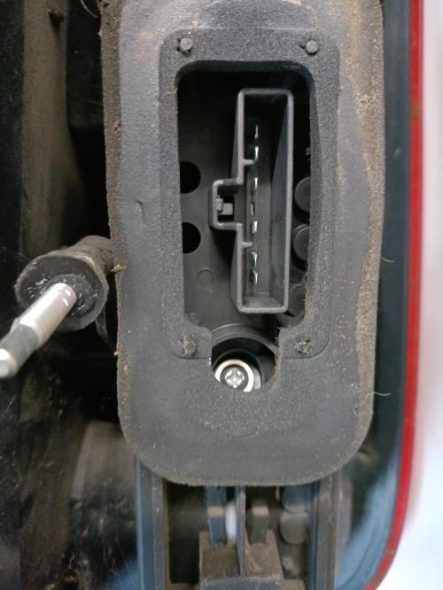 Image Feu arriere principal gauche (feux) - FORD C-MAX 1