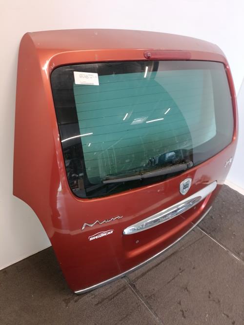 Image Malle/Hayon arriere - LANCIA MUSA