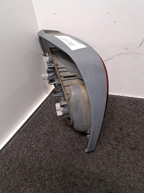 Image Feu arriere principal droit (feux) - TOYOTA YARIS 1