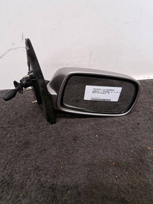 Image Retroviseur droit - TOYOTA YARIS 1