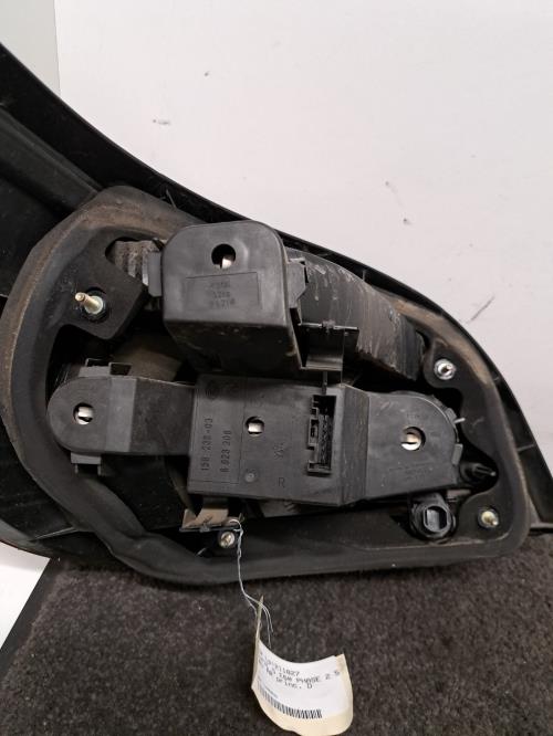 Image Feu arriere principal droit (feux) - BMW SERIE 5 E60