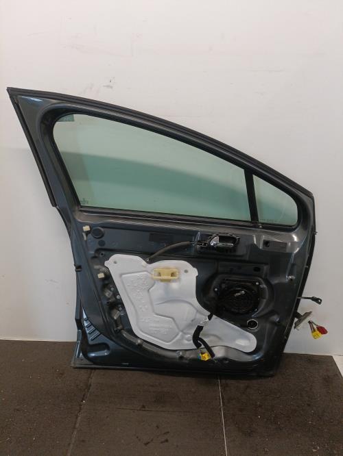 Image Porte avant gauche - PEUGEOT 5008 1