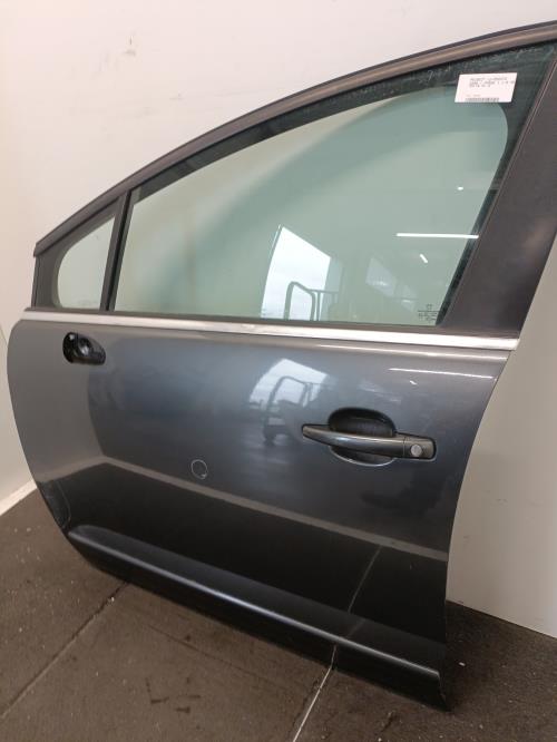 Image Porte avant gauche - PEUGEOT 5008 1