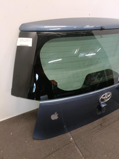Image Malle/Hayon arriere - TOYOTA IQ