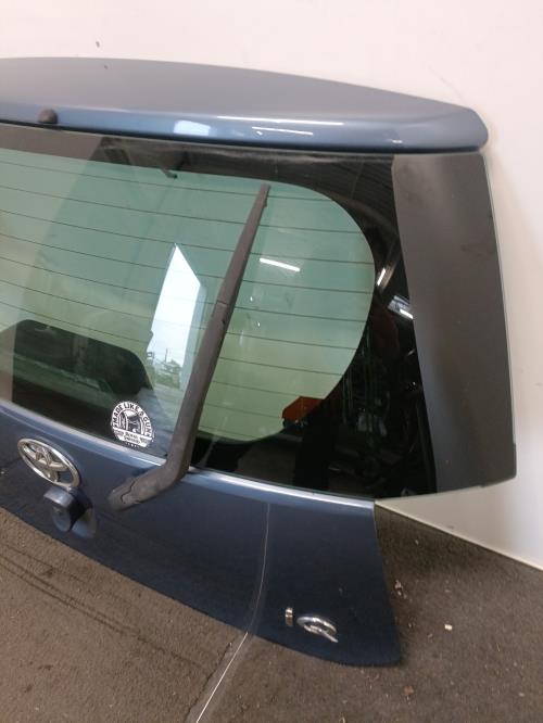 Image Malle/Hayon arriere - TOYOTA IQ