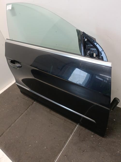 Image Porte avant droit - VOLKSWAGEN PASSAT 5