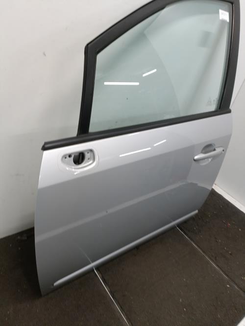 Image Porte avant gauche - KIA CARENS 3