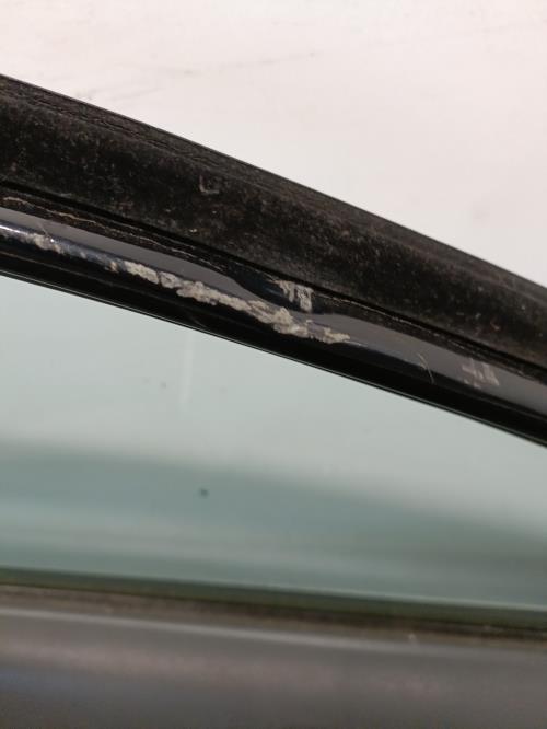 Image Porte avant gauche - VOLKSWAGEN PASSAT 4