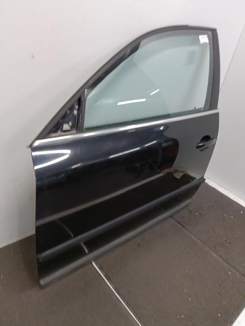Image Porte avant gauche - VOLKSWAGEN PASSAT 4