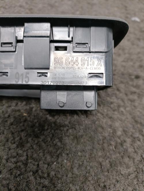Image Interrupteur de leve vitre avant gauche - PEUGEOT 308 1