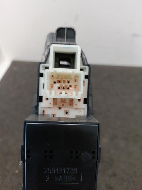 Image Interrupteur de leve vitre avant gauche - HYUNDAI I 20 2