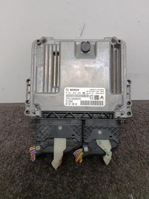 Image Calculateur moteur - PEUGEOT 208 2