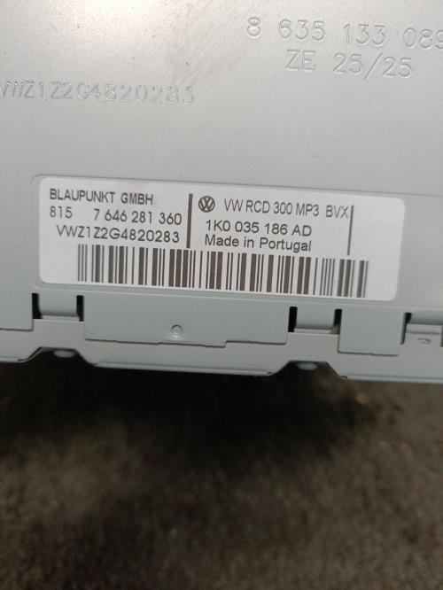 Image Autoradio d'origine - VOLKSWAGEN TOURAN 1