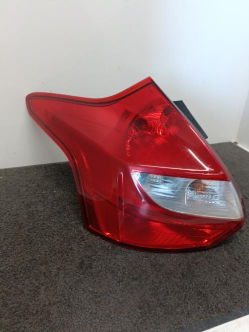 Image Feu arriere principal gauche (feux) - FORD FOCUS 3