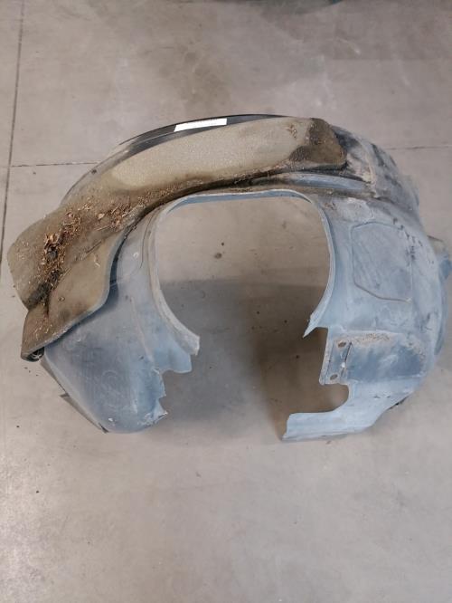 Image Pare boue avant gauche - FORD FOCUS 3