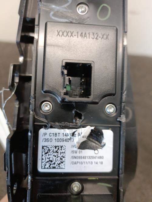 Image Interrupteur de leve vitre avant gauche - FORD FIESTA 6