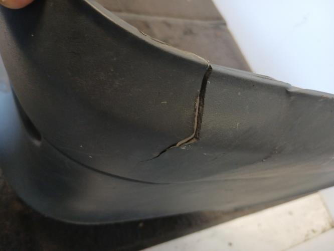 Image Pare choc arriere - MERCEDES VITO 639