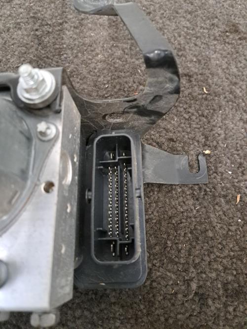 Image Bloc ABS (freins anti-blocage) - RENAULT CLIO 4