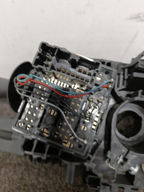 Image Com (Bloc Contacteur Tournant+Commodo Essuie Glace+Commodo Phare) - RENAULT CLIO 4