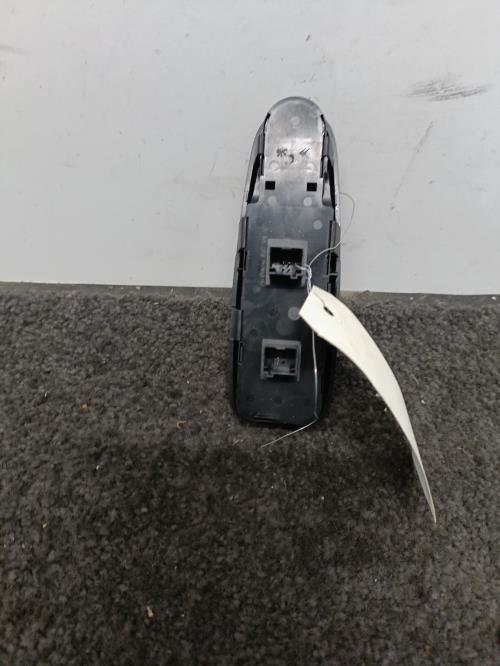 Image Interrupteur de leve vitre avant gauche - CITROEN C4 PICASSO 1