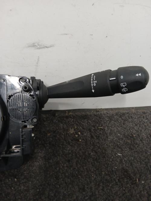 Image Com (Bloc Contacteur Tournant+Commodo Essuie Glace+Commodo Phare) - PEUGEOT 208 1