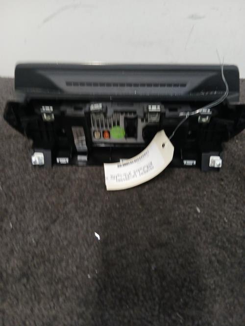 Image Autoradio d'origine - PEUGEOT 208 2
