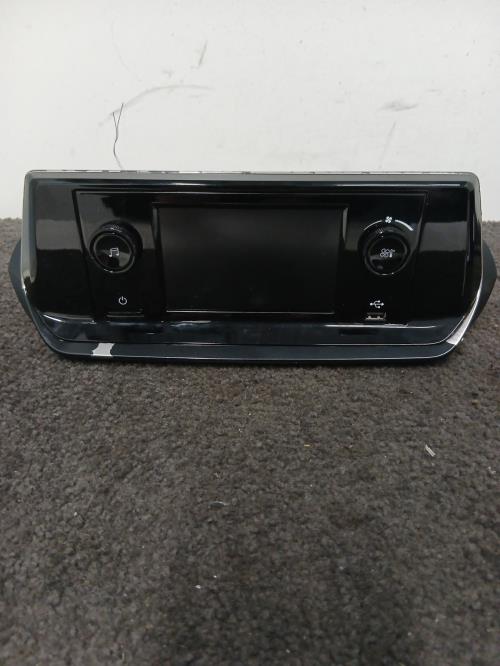 Image Autoradio d'origine - PEUGEOT 208 2