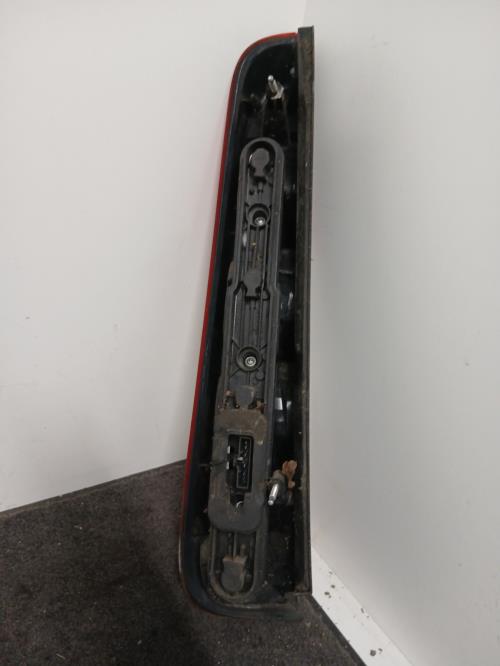 Image Feu arriere principal droit (feux) - FORD C-MAX 1