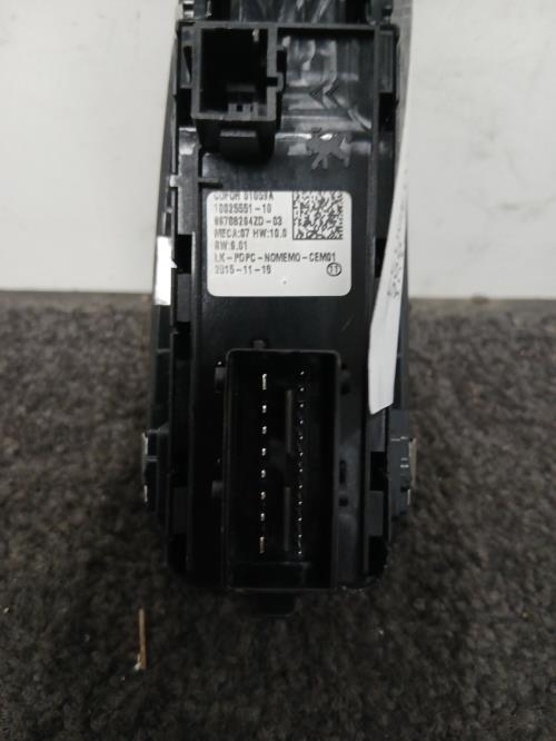 Image Interrupteur de leve vitre avant gauche - PEUGEOT 308 2 SW