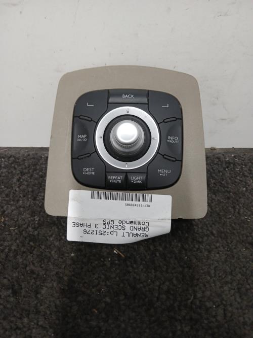 Image Commande GPS - RENAULT GRAND SCENIC 3