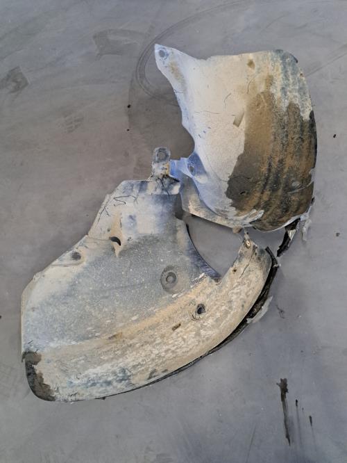 Image Pare boue avant gauche - RENAULT CLIO 3
