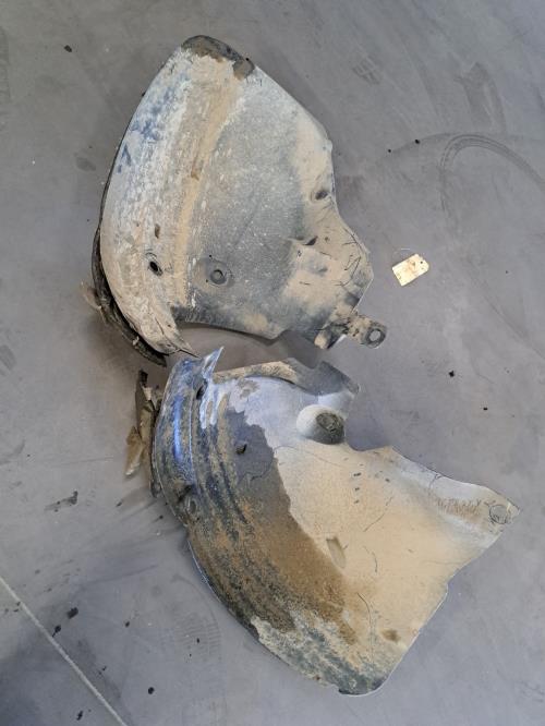 Image Pare boue avant gauche - RENAULT CLIO 3