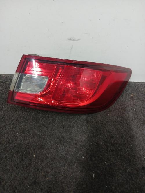 Image Feu arriere principal droit (feux) - RENAULT CLIO 4
