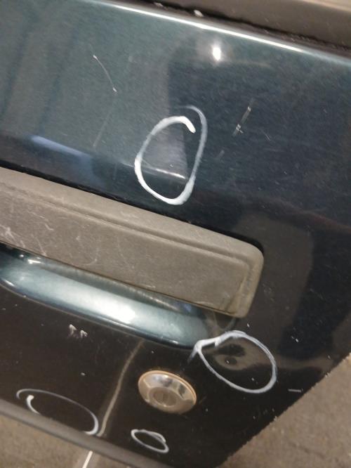 Image Porte avant gauche - PEUGEOT 205