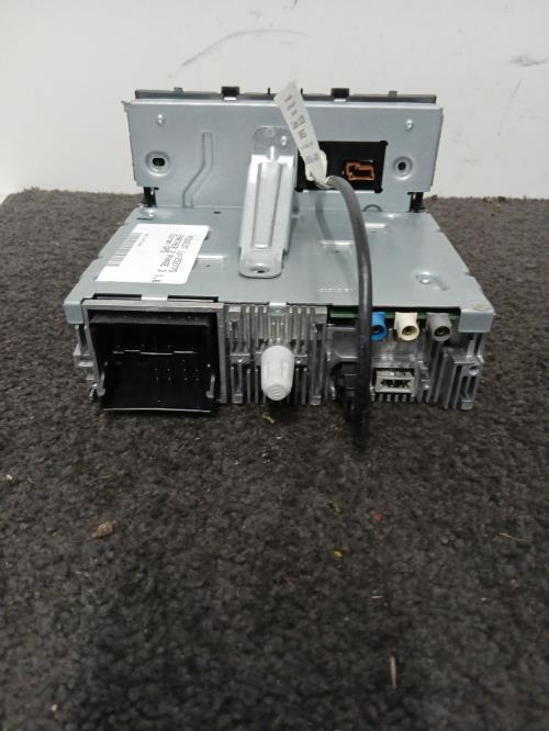 Image Autoradio d'origine - PEUGEOT PARTNER 2