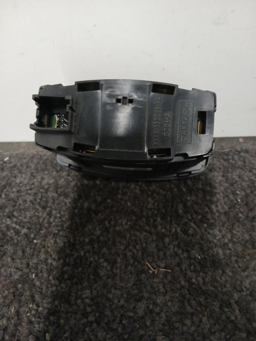 Image Commande de phare - FORD FIESTA 7