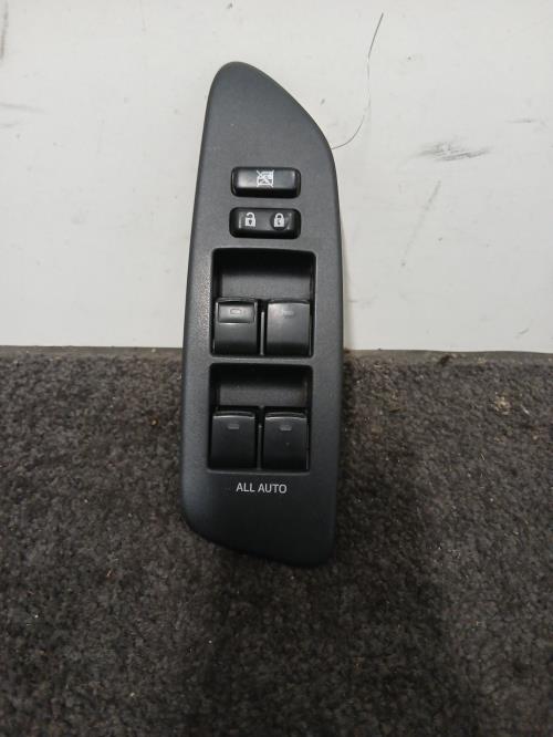 Image Interrupteur de leve vitre avant gauche - TOYOTA AURIS 1