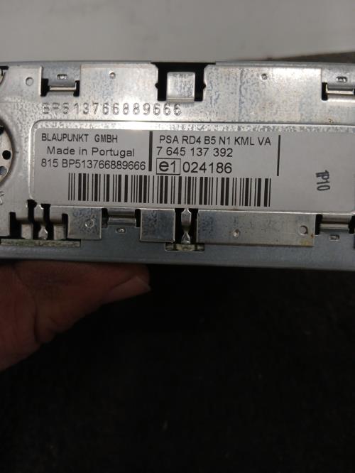 Image Autoradio d'origine - CITROEN C4 1